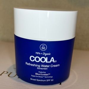 COOLA REFRESHING WATER CREAM SPF 50
Sun Cream